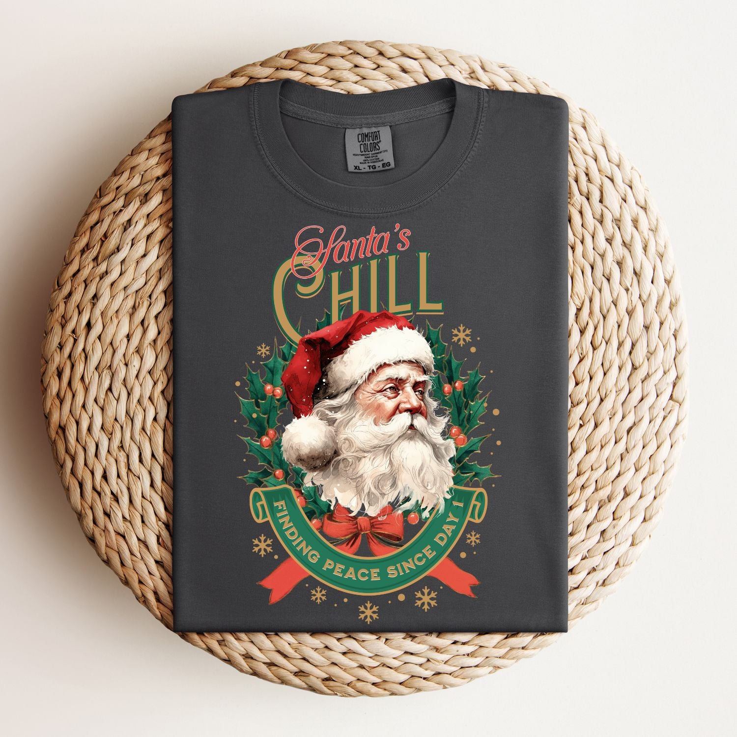 Santa's Bestie (Relaxed Fit T-shirt)