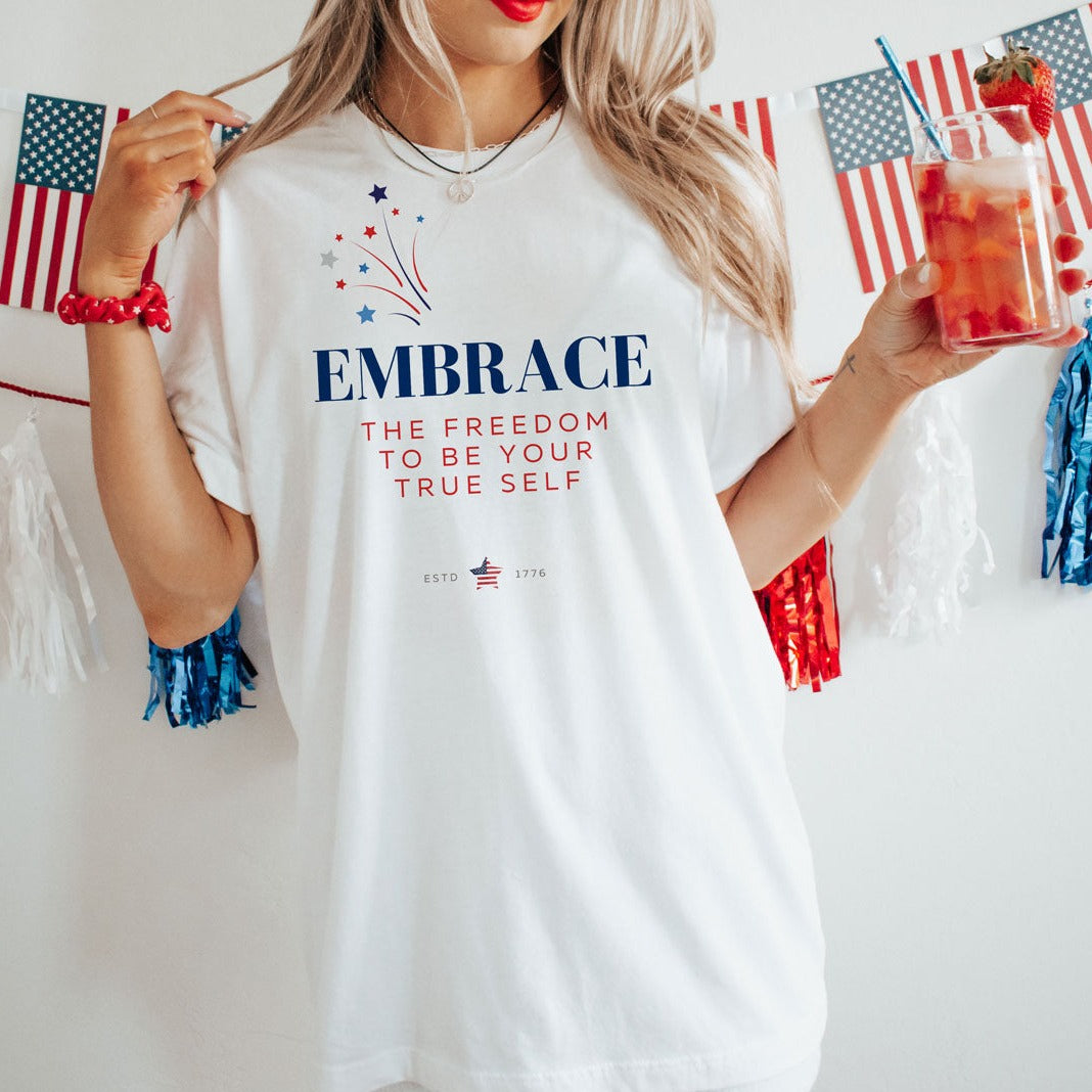 Embrace Freedom (Regular Fit T-shirt)