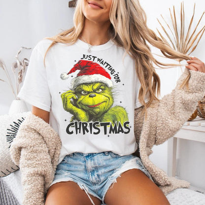 Waiting for Christmas (Relaxed T-shirt)